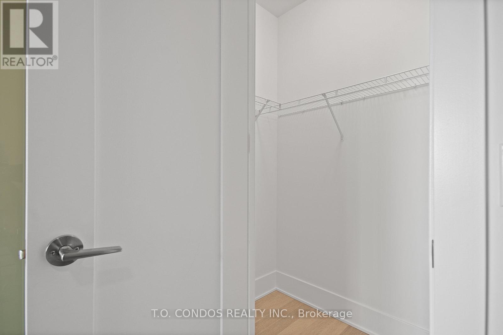 Photo 1 of 523 120 Homewood Avenue, Toronto ON