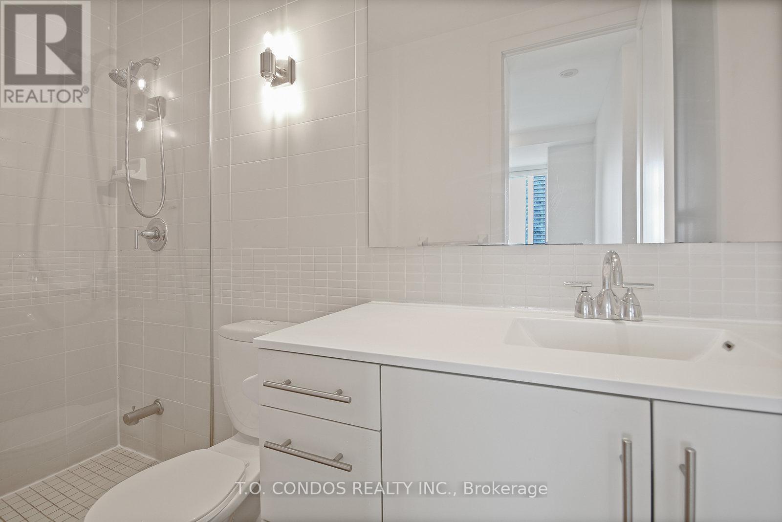 Photo 20 of 523 120 Homewood Avenue, Toronto ON