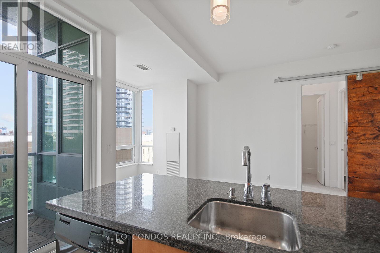 Photo 34 of 523 120 Homewood Avenue, Toronto ON