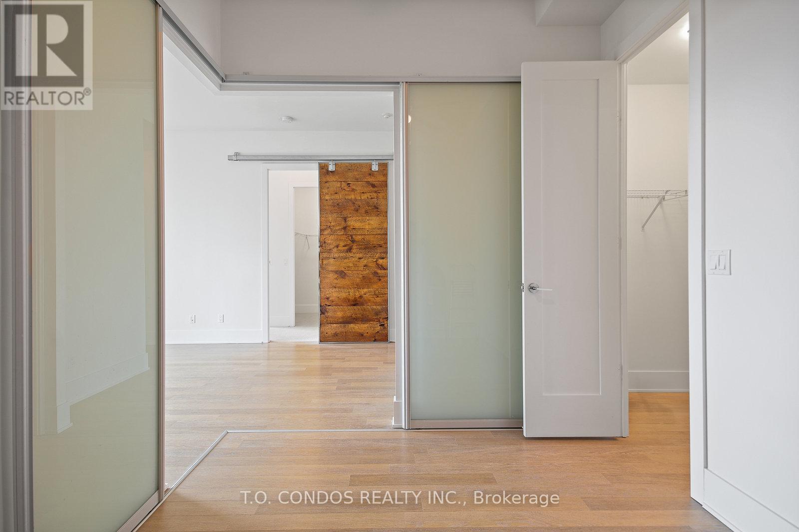 Photo 11 of 523 120 Homewood Avenue, Toronto ON
