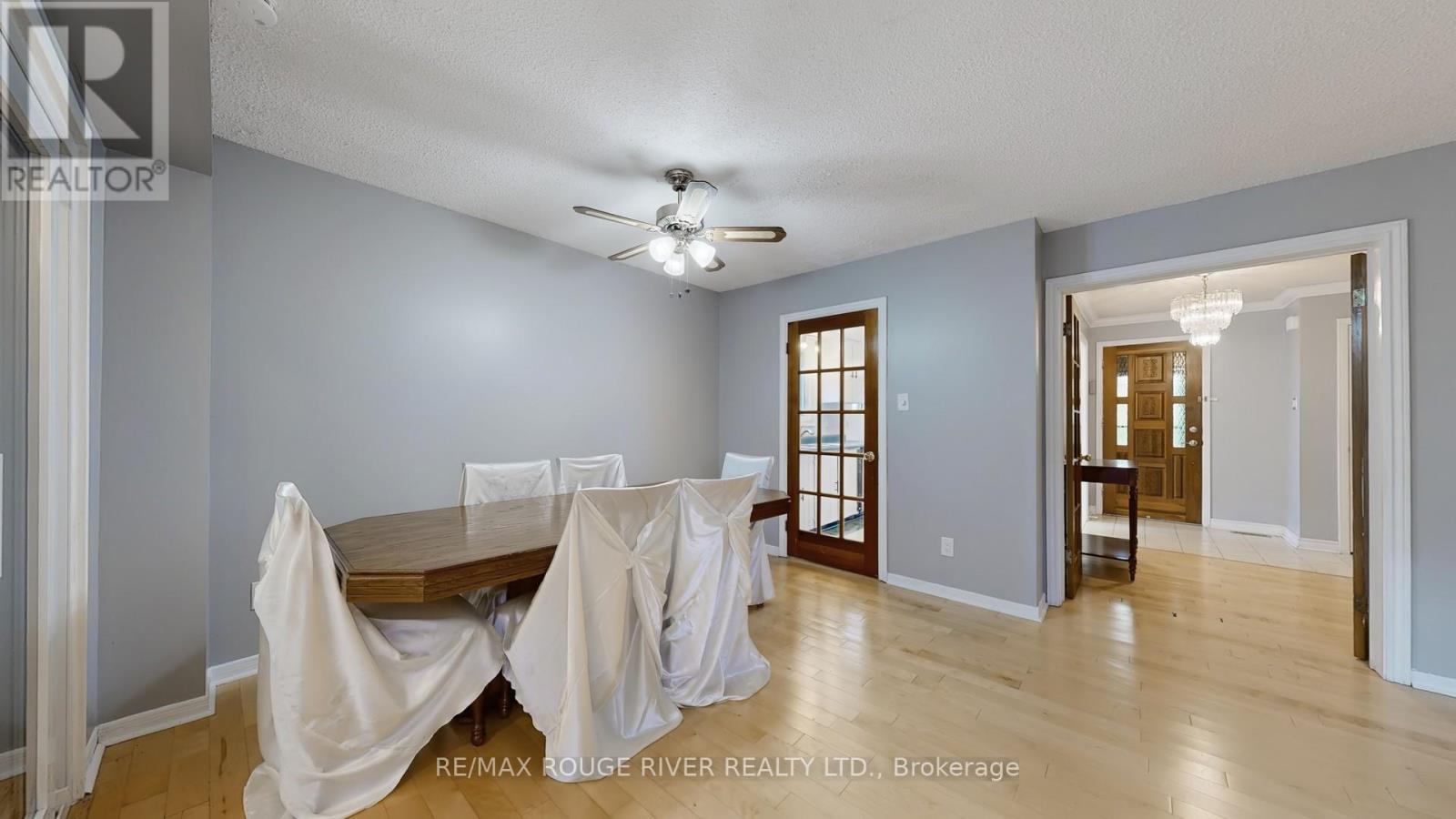 Photo 18 of 48 Millhouse Crescent, Toronto ON