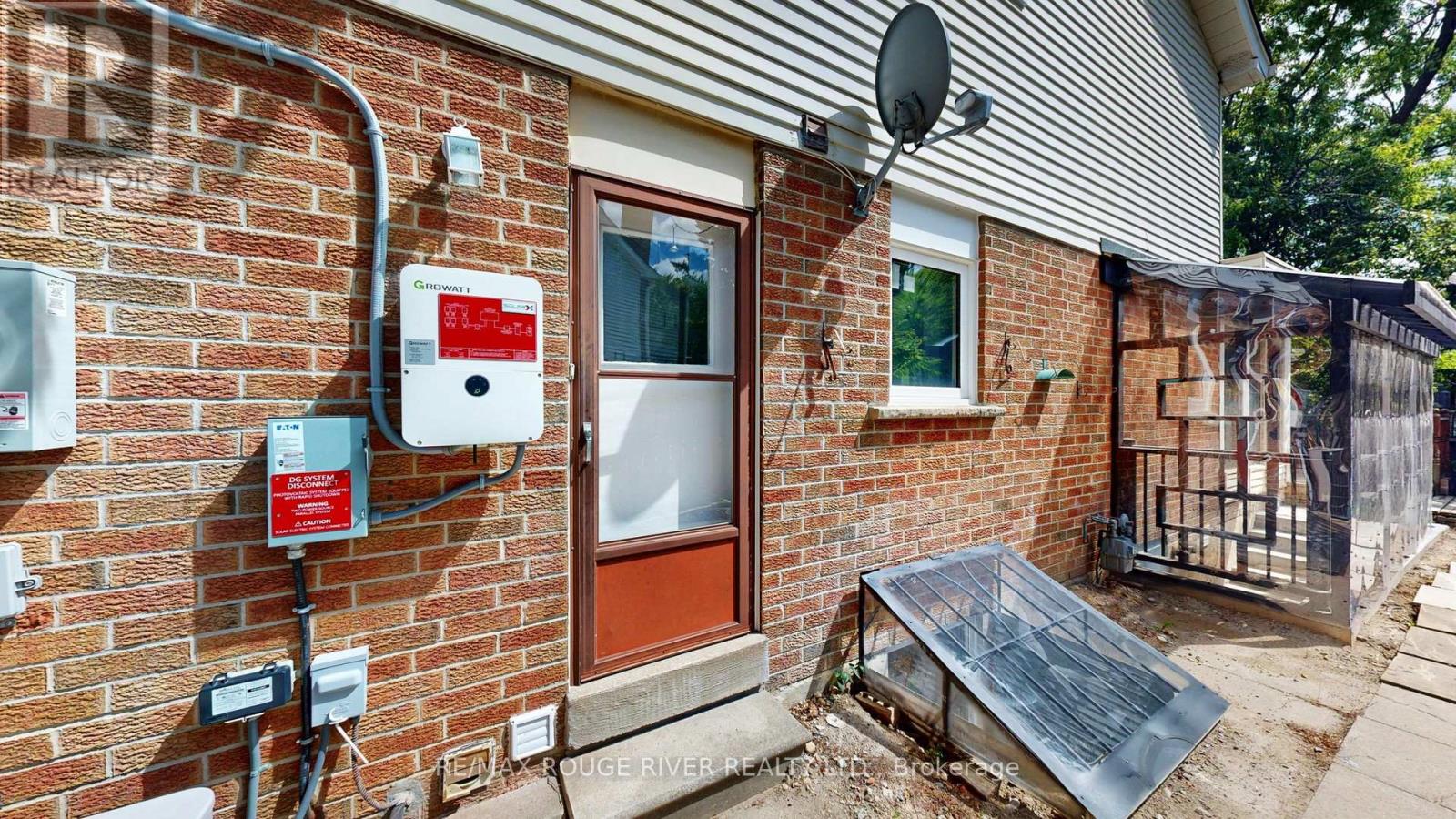Photo 1 of 48 Millhouse Crescent, Toronto ON