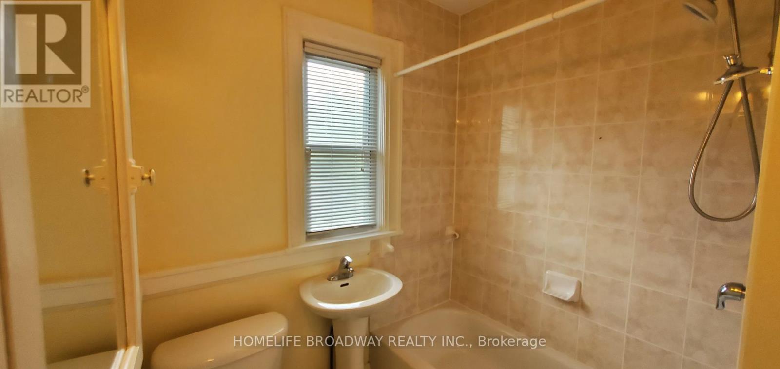 Photo 11 of 223 Westwood Avenue, Toronto ON
