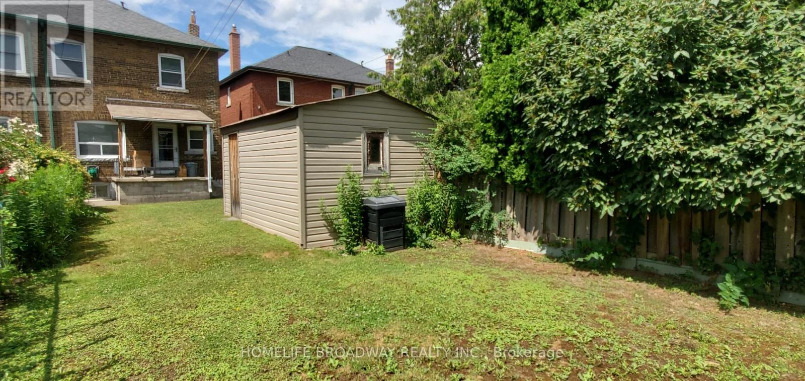 Photo 10 of 223 Westwood Avenue, Toronto ON
