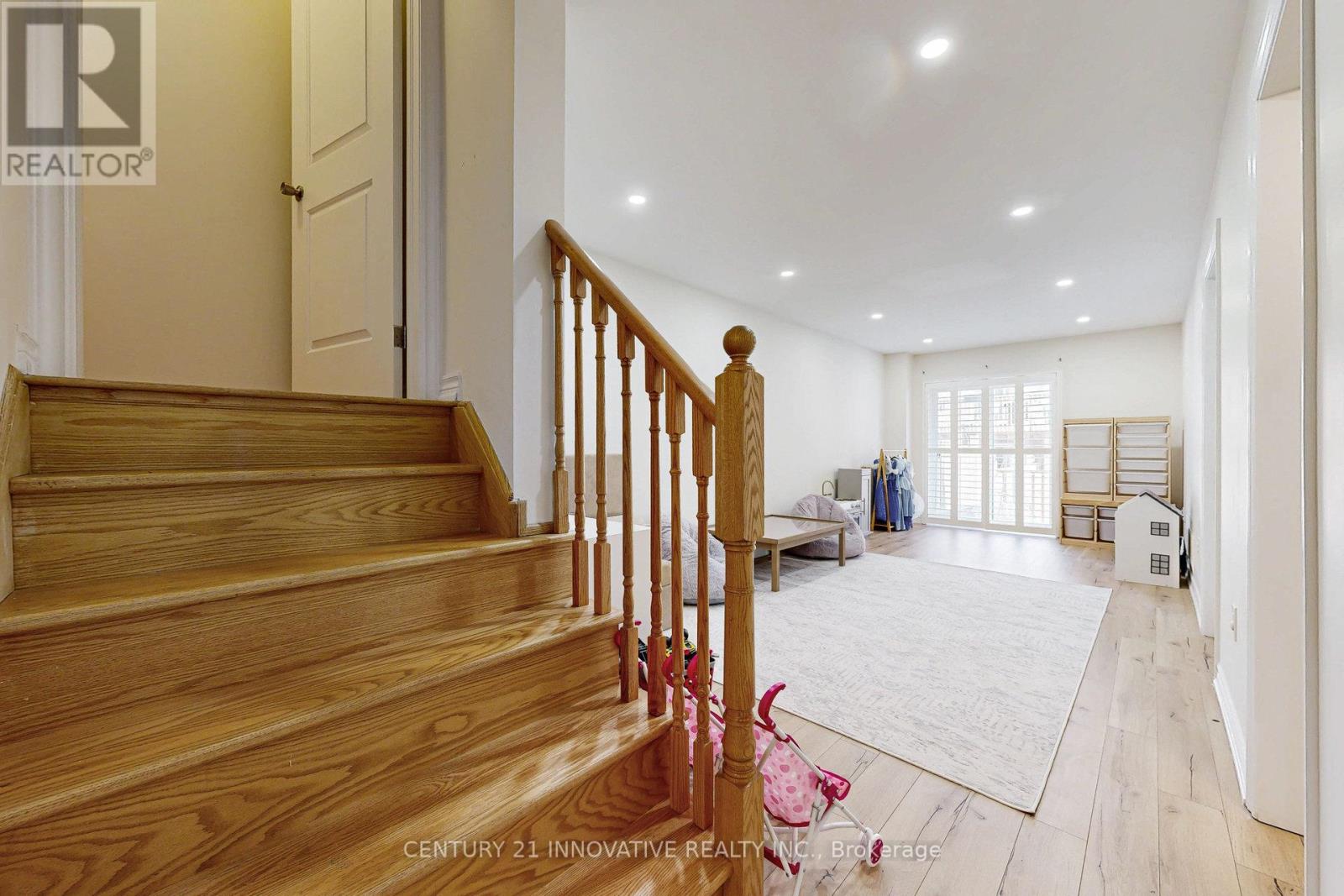 Photo 25 of 2349 Usman Road, Pickering ON