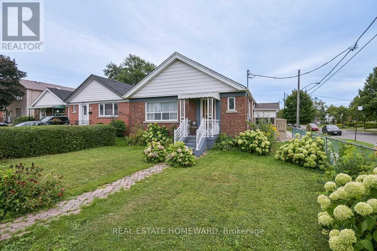 Photo 11 of 45 Edge Park Avenue, Toronto ON