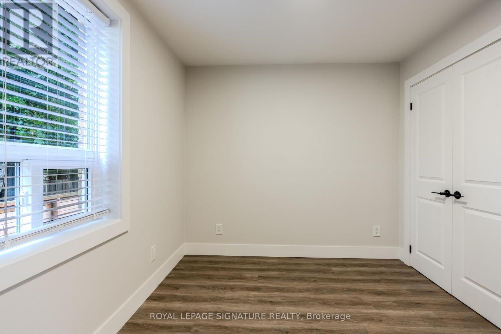 Photo 29 of 3 1 Hassard Avenue, Toronto ON