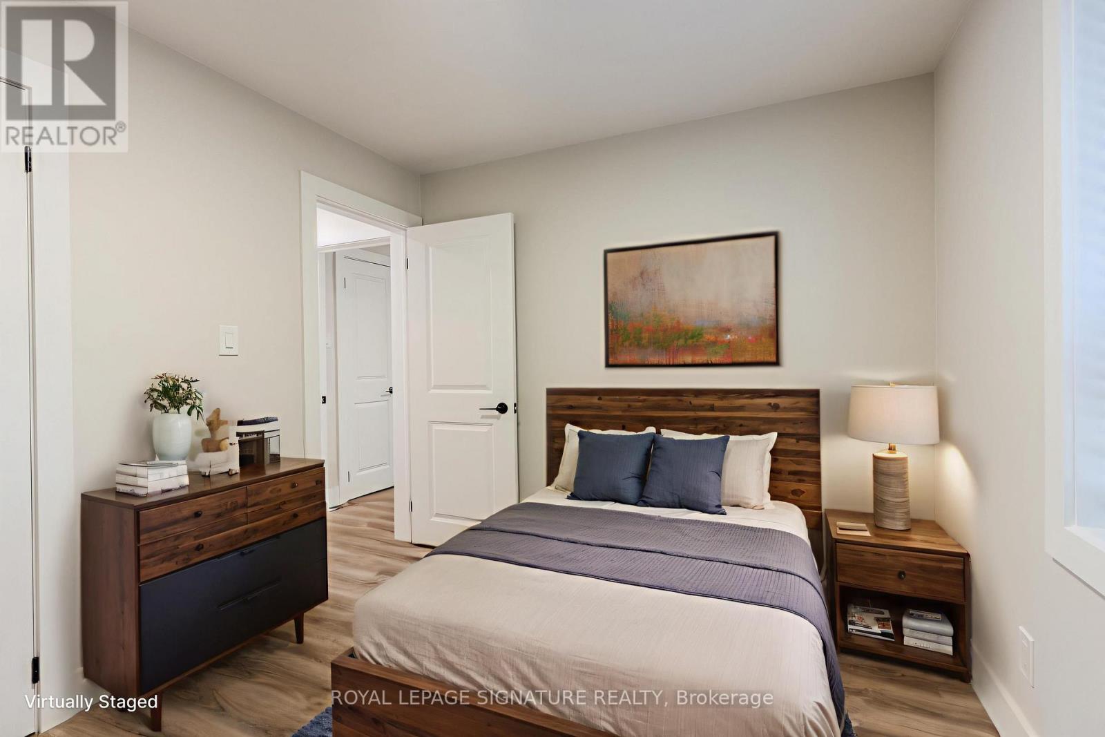 Photo 7 of 3 1 Hassard Avenue, Toronto ON