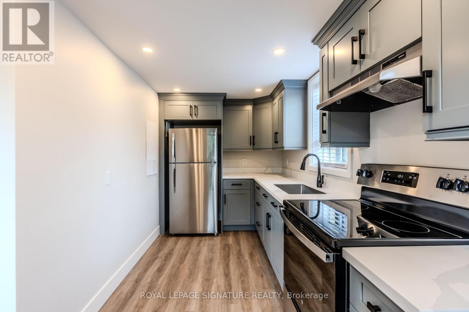 Photo 20 of 3 1 Hassard Avenue, Toronto ON