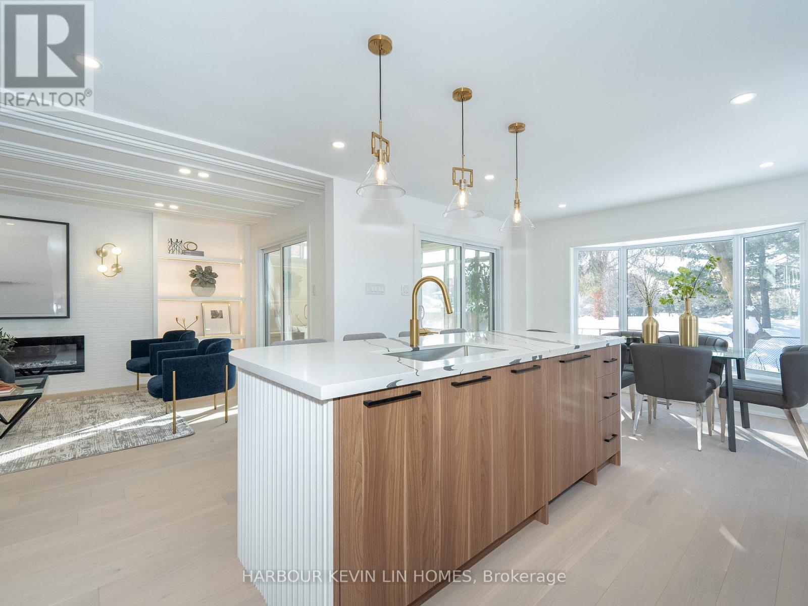 Photo 47 of 617 Chancellor Drive, Vaughan ON