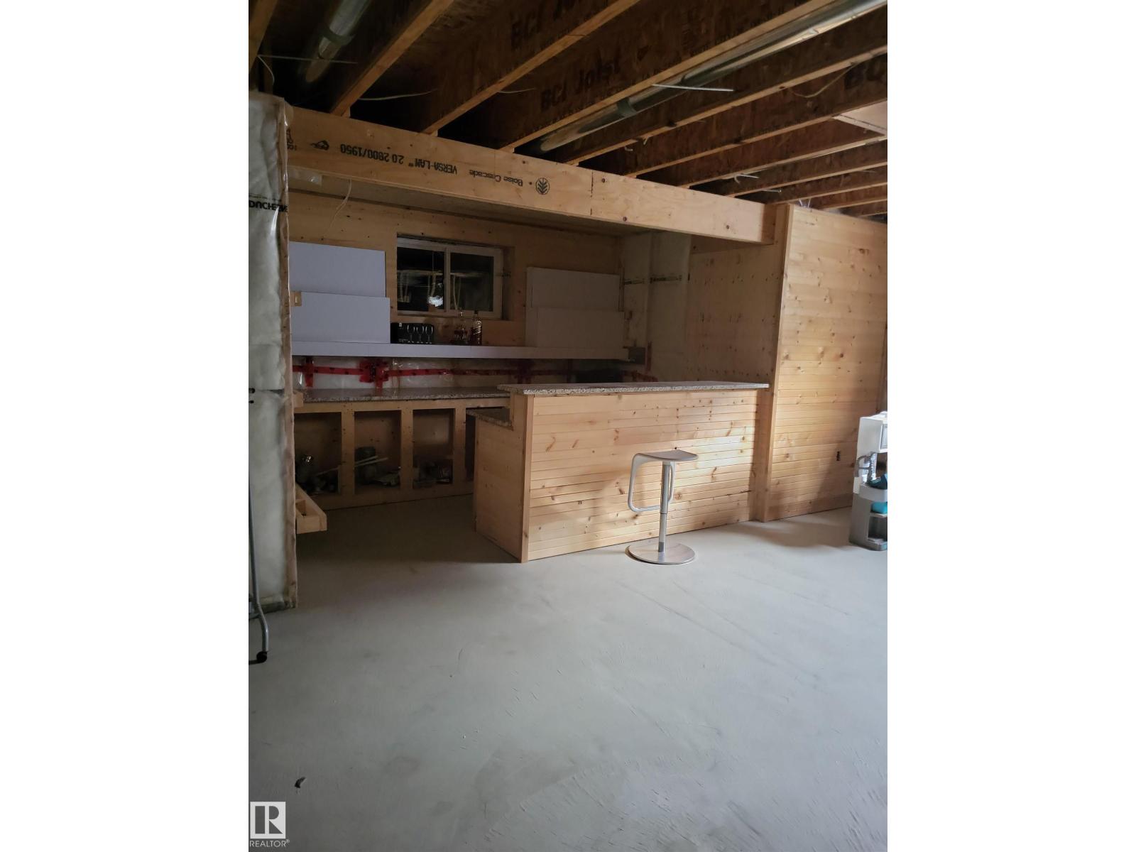 Photo 4 of 2252 Cameron Ravine Co Nw, Edmonton AB