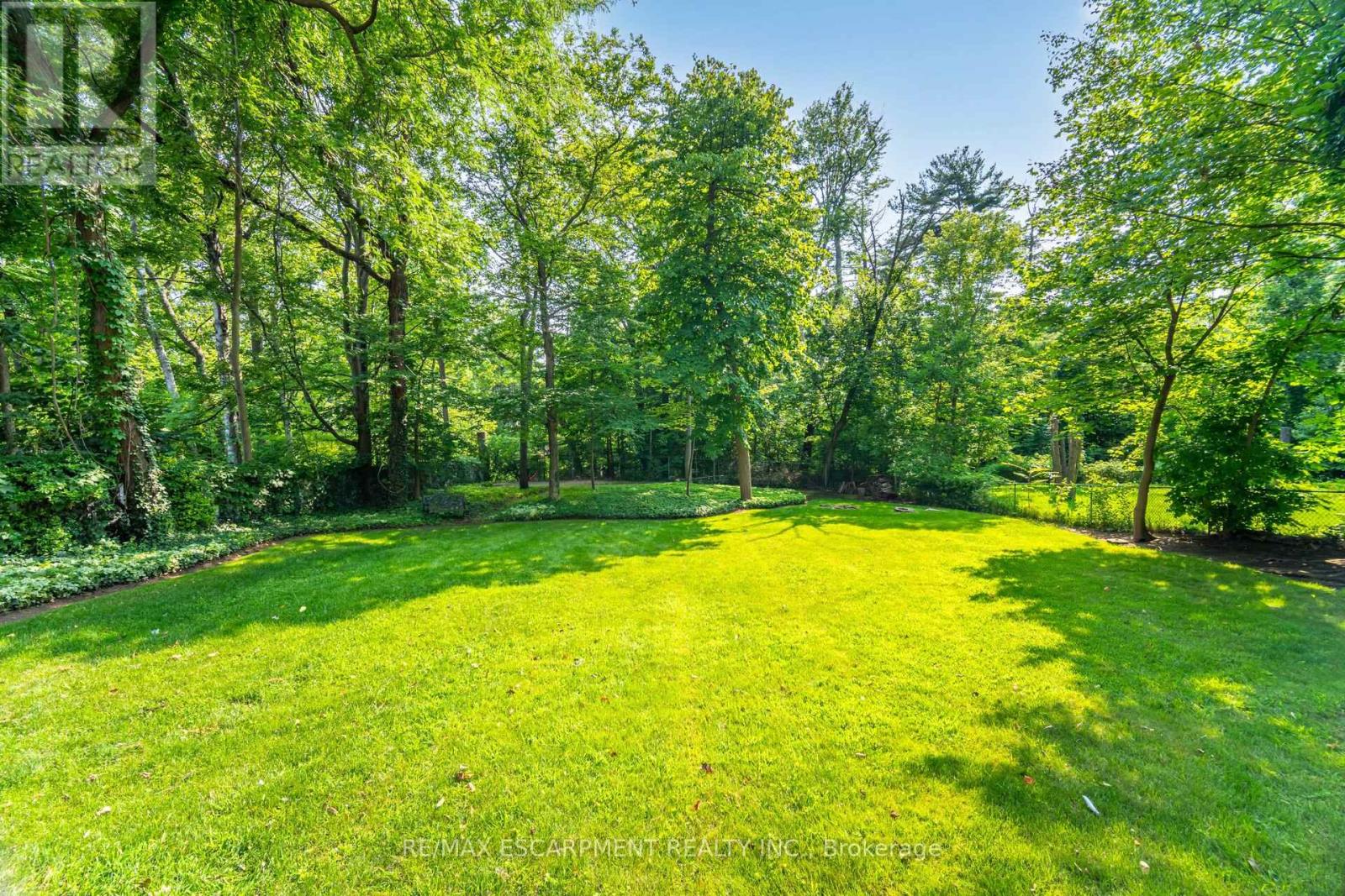 Photo 12 of 2126 Grange Drive, Mississauga ON