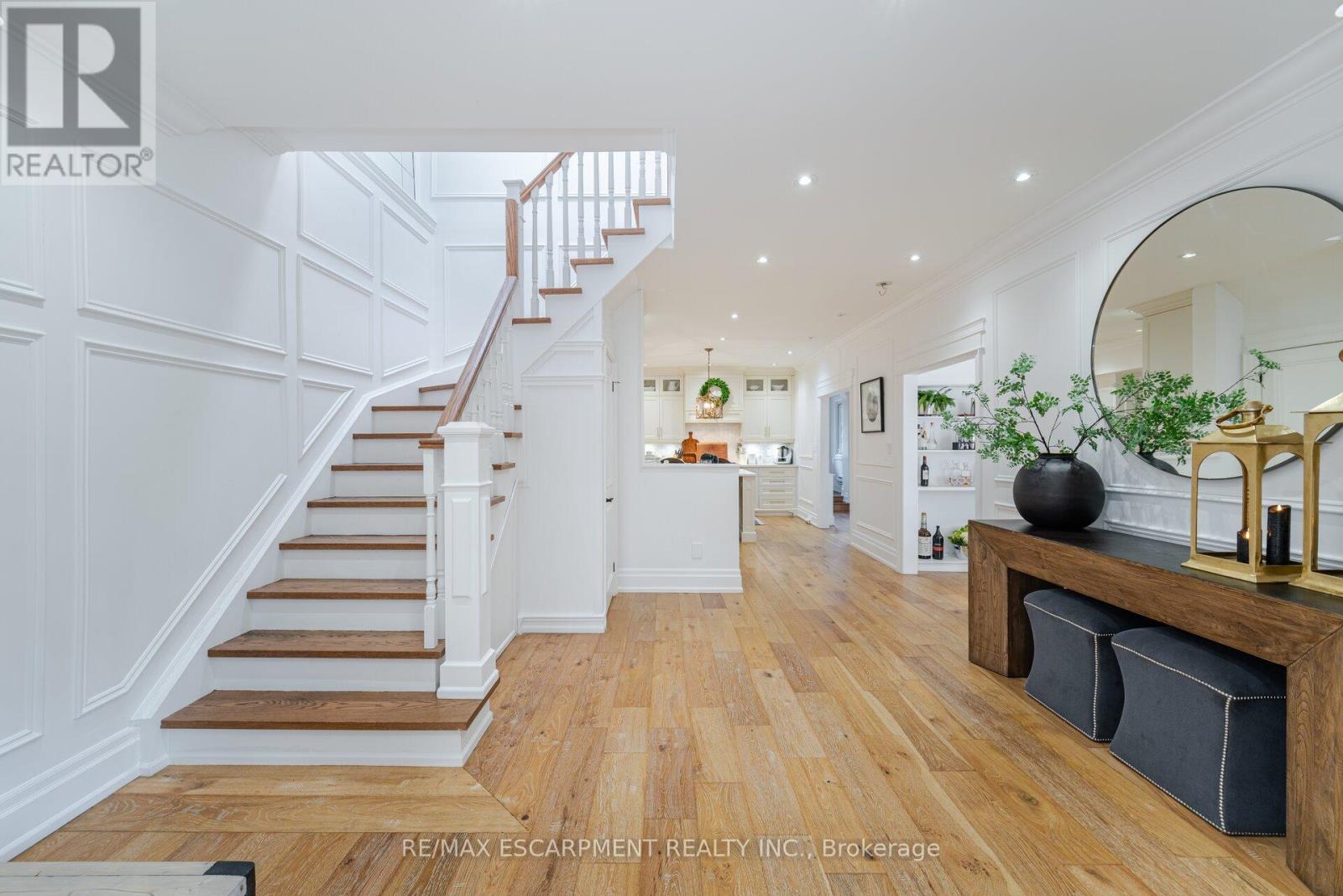 Photo 10 of 2126 Grange Drive, Mississauga ON