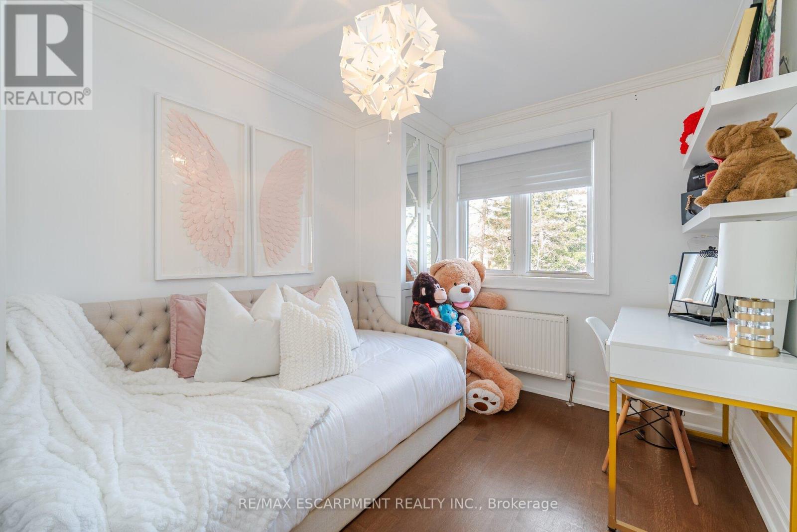 Photo 5 of 2126 Grange Drive, Mississauga ON
