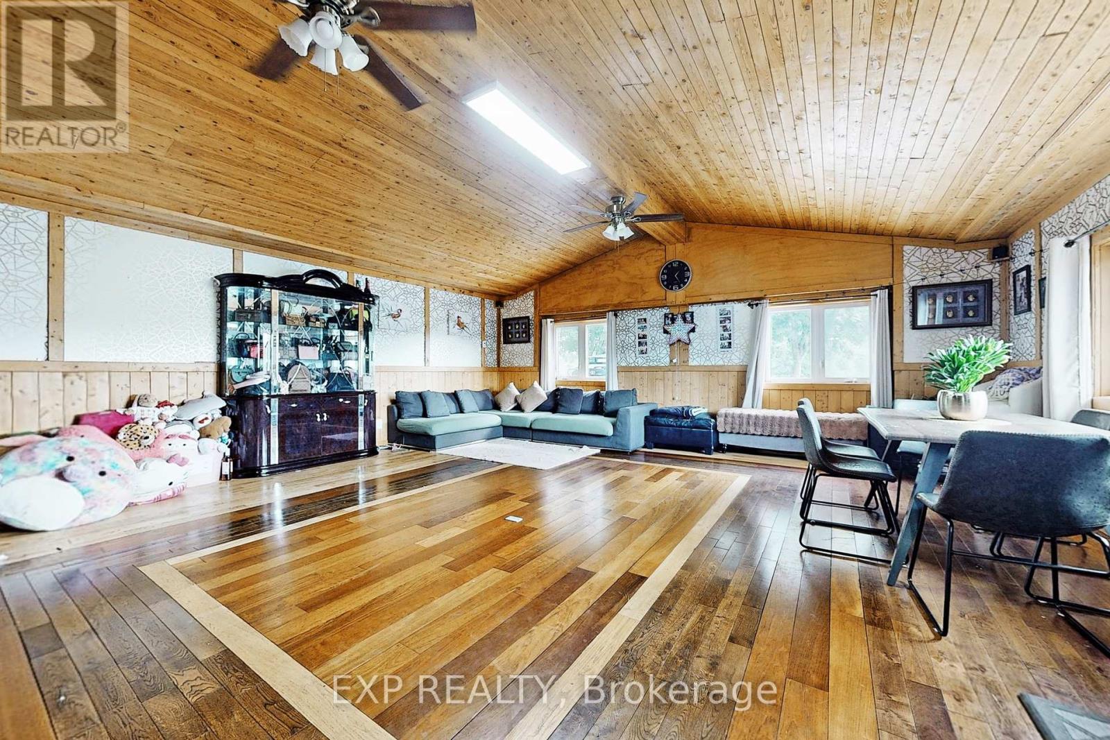 Photo 12 of 11433 Highway 9, Caledon ON