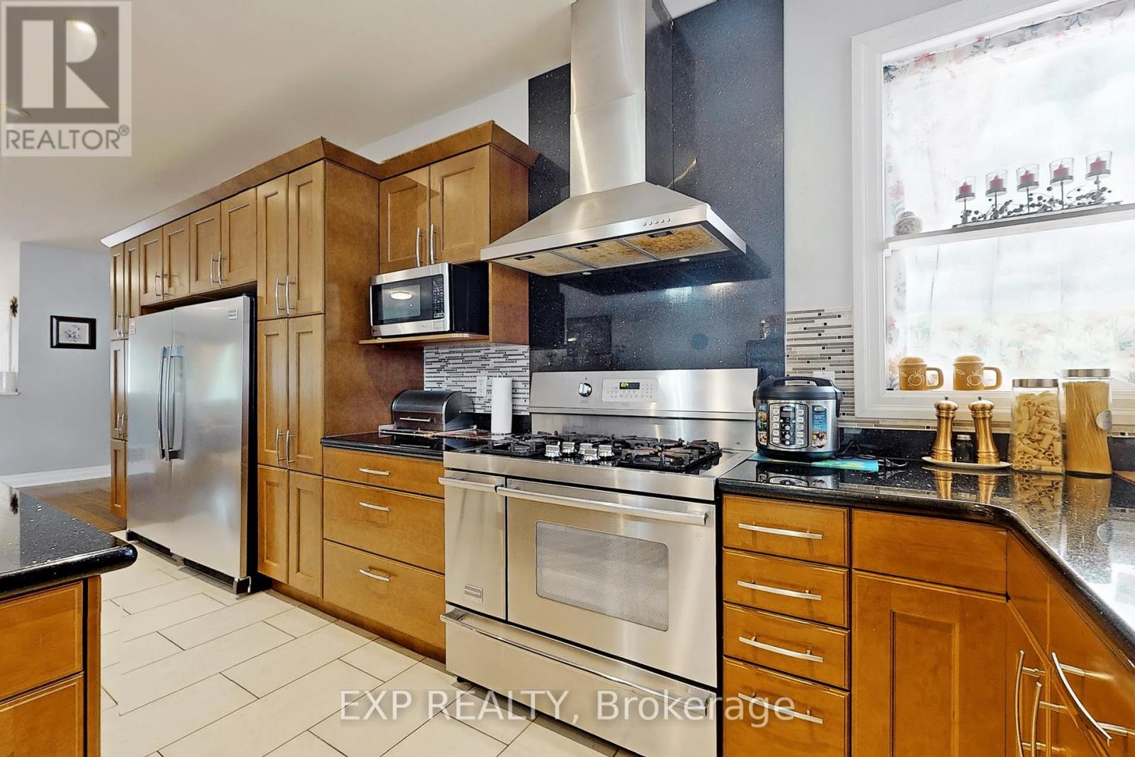 Photo 11 of 11433 Highway 9, Caledon ON