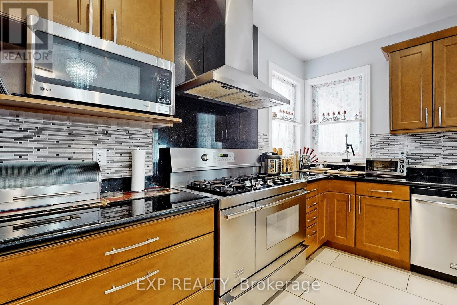 Photo 21 of 11433 Highway 9, Caledon ON