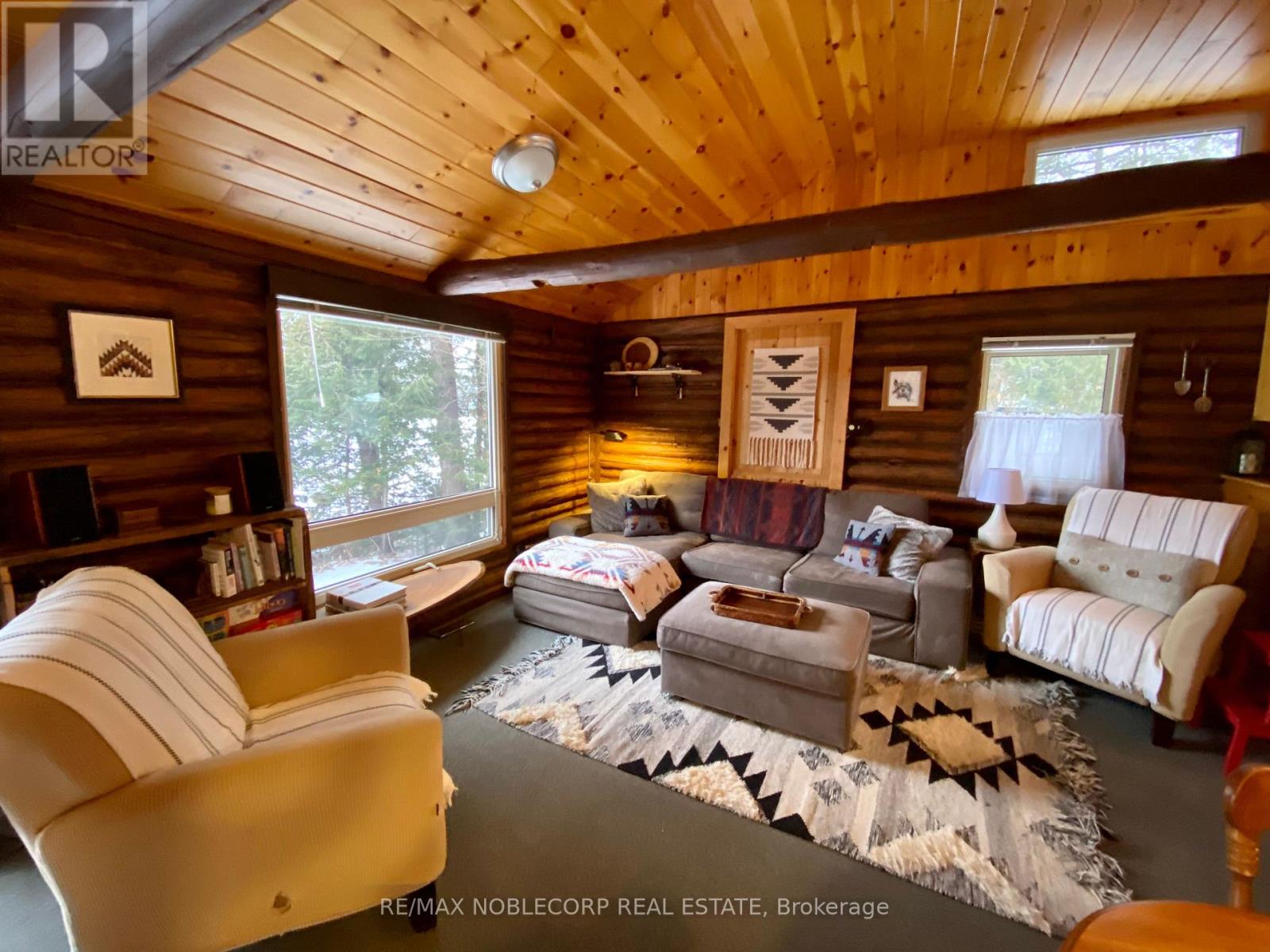 Photo 14 of 1012 1008 Coulson Lane, Highlands East ON