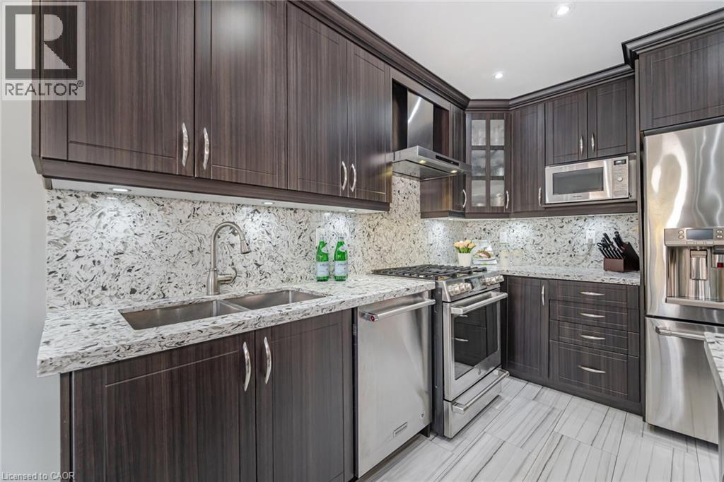 Photo 23 of 106 Eastbrook Way, Brampton ON