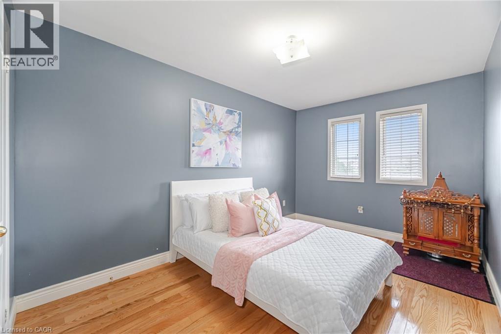 Photo 18 of 106 Eastbrook Way, Brampton ON