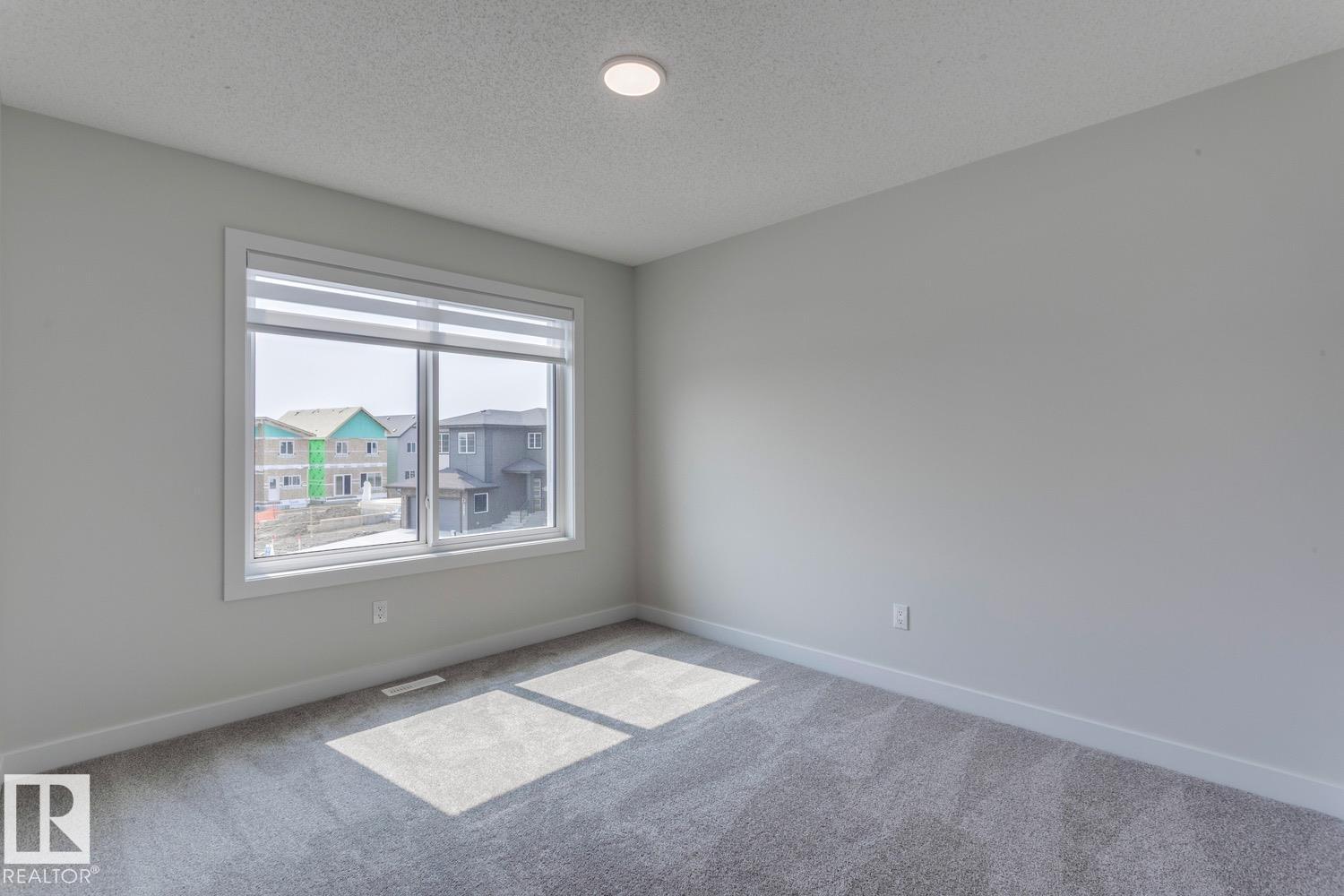 Photo 18 of 19011 20 Av Nw, Edmonton AB