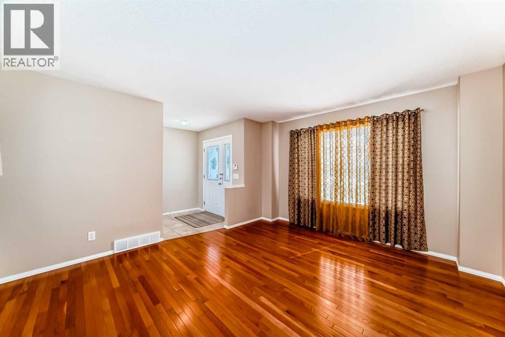 Photo 9 of 161 Taralea Circle Ne, Calgary AB