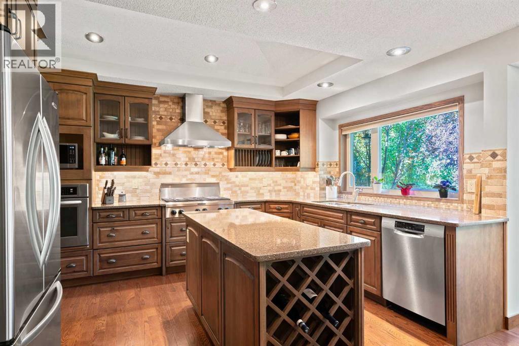 Photo 15 of 2115 Douglasbank Crescent Se, Calgary AB