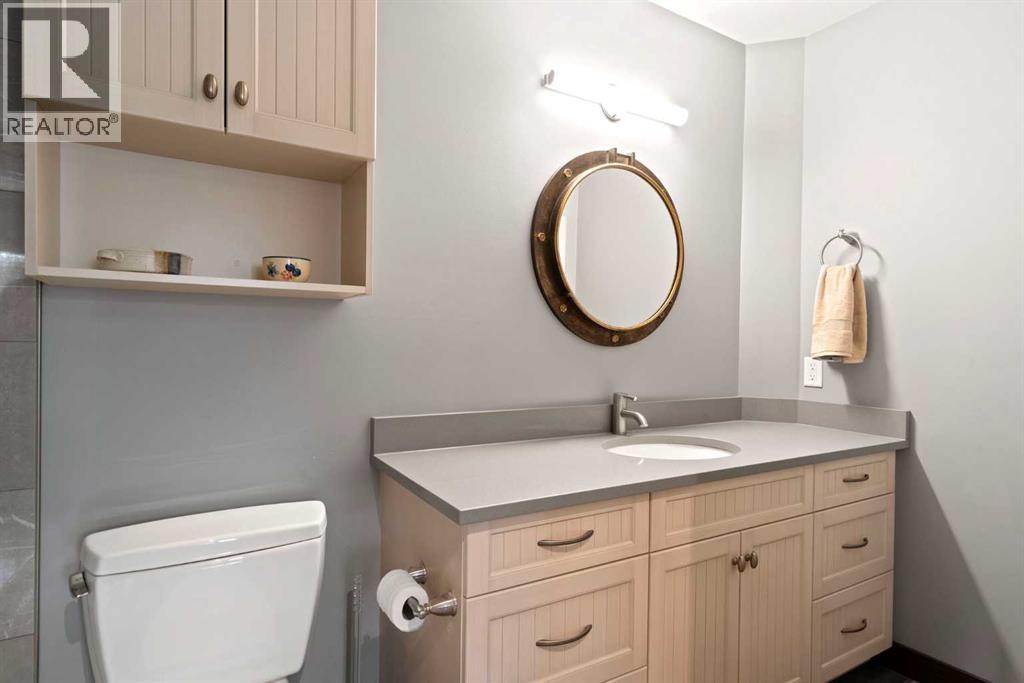 Photo 8 of 2115 Douglasbank Crescent Se, Calgary AB