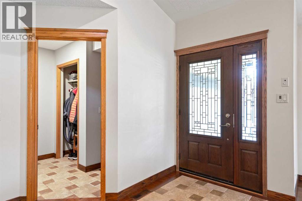 Photo 46 of 2115 Douglasbank Crescent Se, Calgary AB