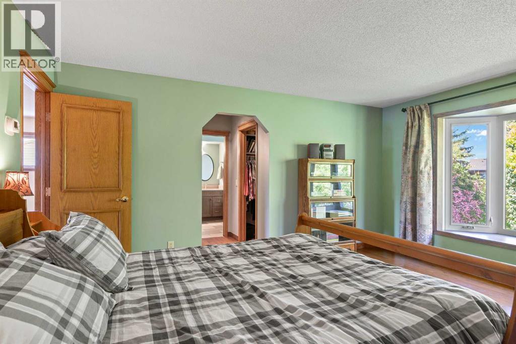 Photo 39 of 2115 Douglasbank Crescent Se, Calgary AB