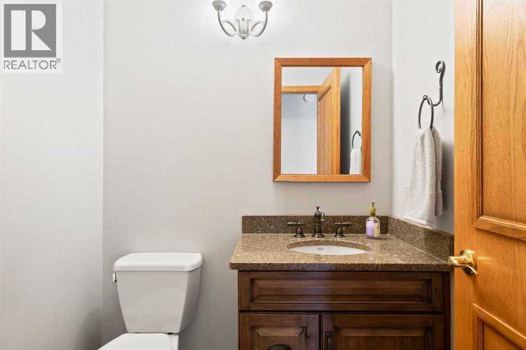Photo 41 of 2115 Douglasbank Crescent Se, Calgary AB
