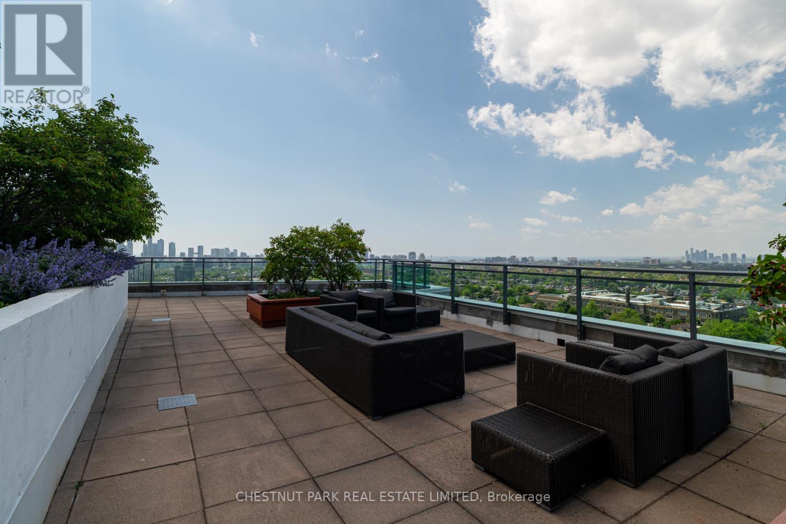 Photo 32 of 1711 736 Spadina Avenue, Toronto ON