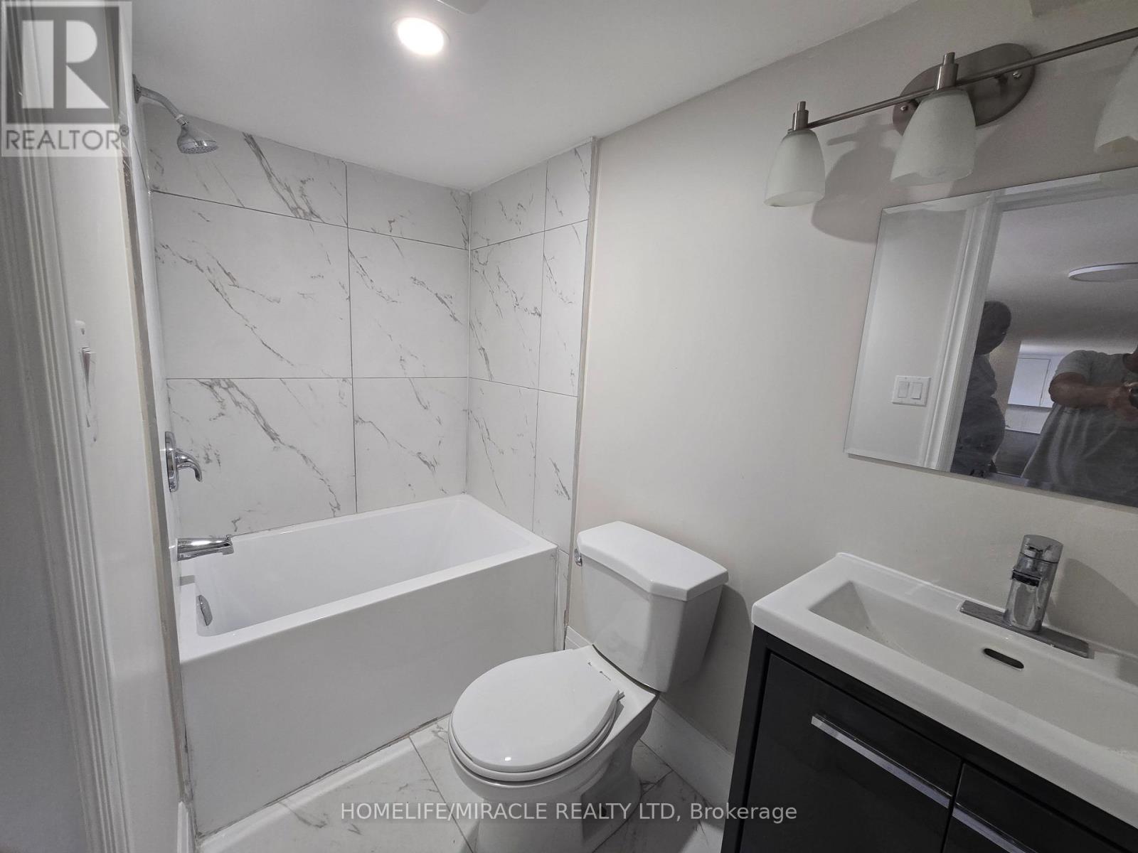 Photo 16 of Bsmt 1281 King Street E, Oshawa ON