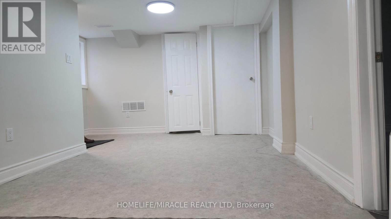 Photo 19 of Bsmt 1281 King Street E, Oshawa ON