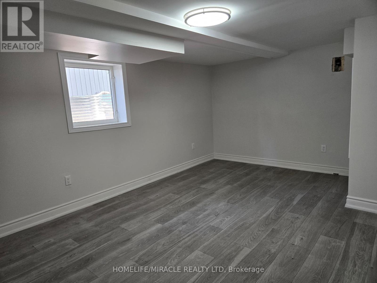 Photo 9 of Bsmt 1281 King Street E, Oshawa ON