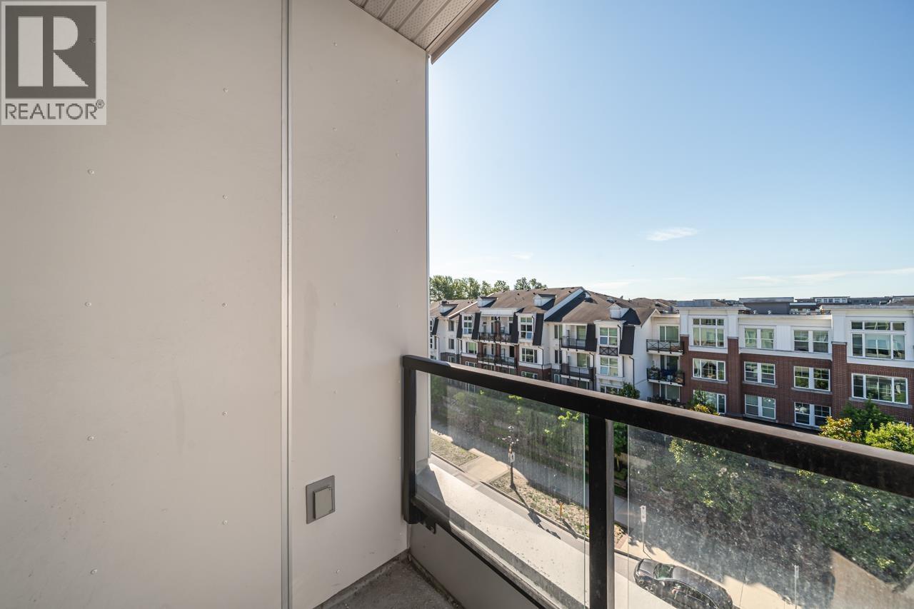 Photo 18 of 686 4133 Stolberg Street, Richmond BC