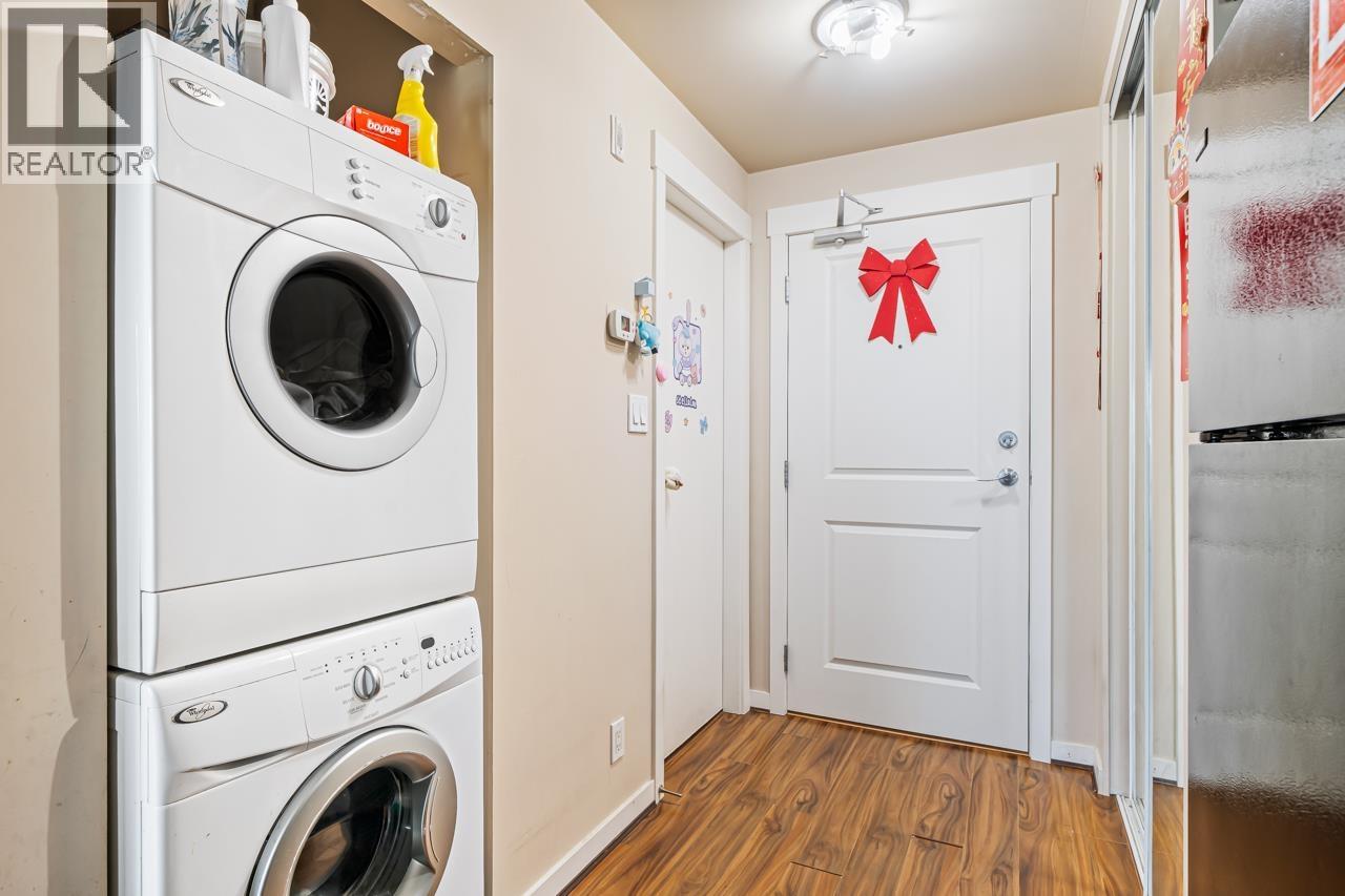 Photo 20 of 686 4133 Stolberg Street, Richmond BC