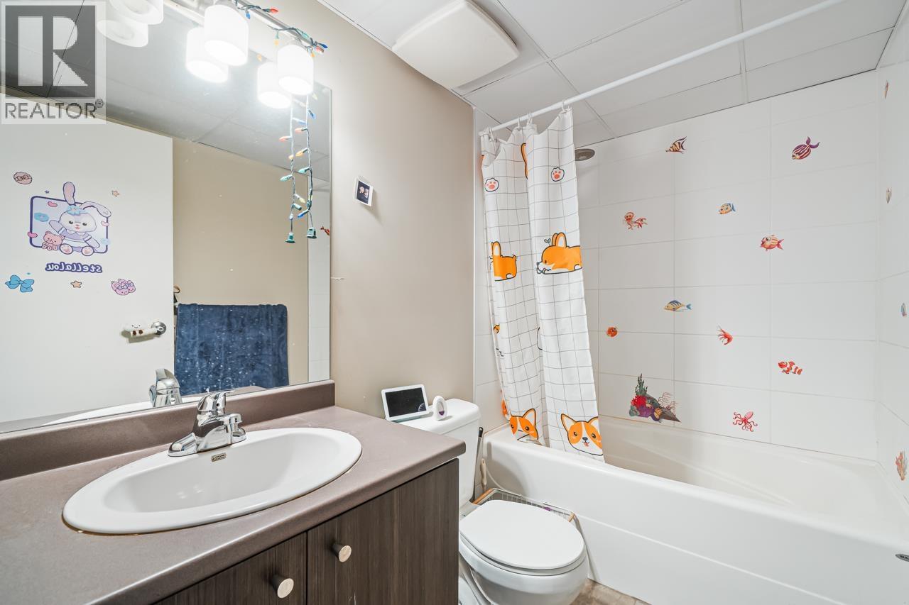 Photo 21 of 686 4133 Stolberg Street, Richmond BC