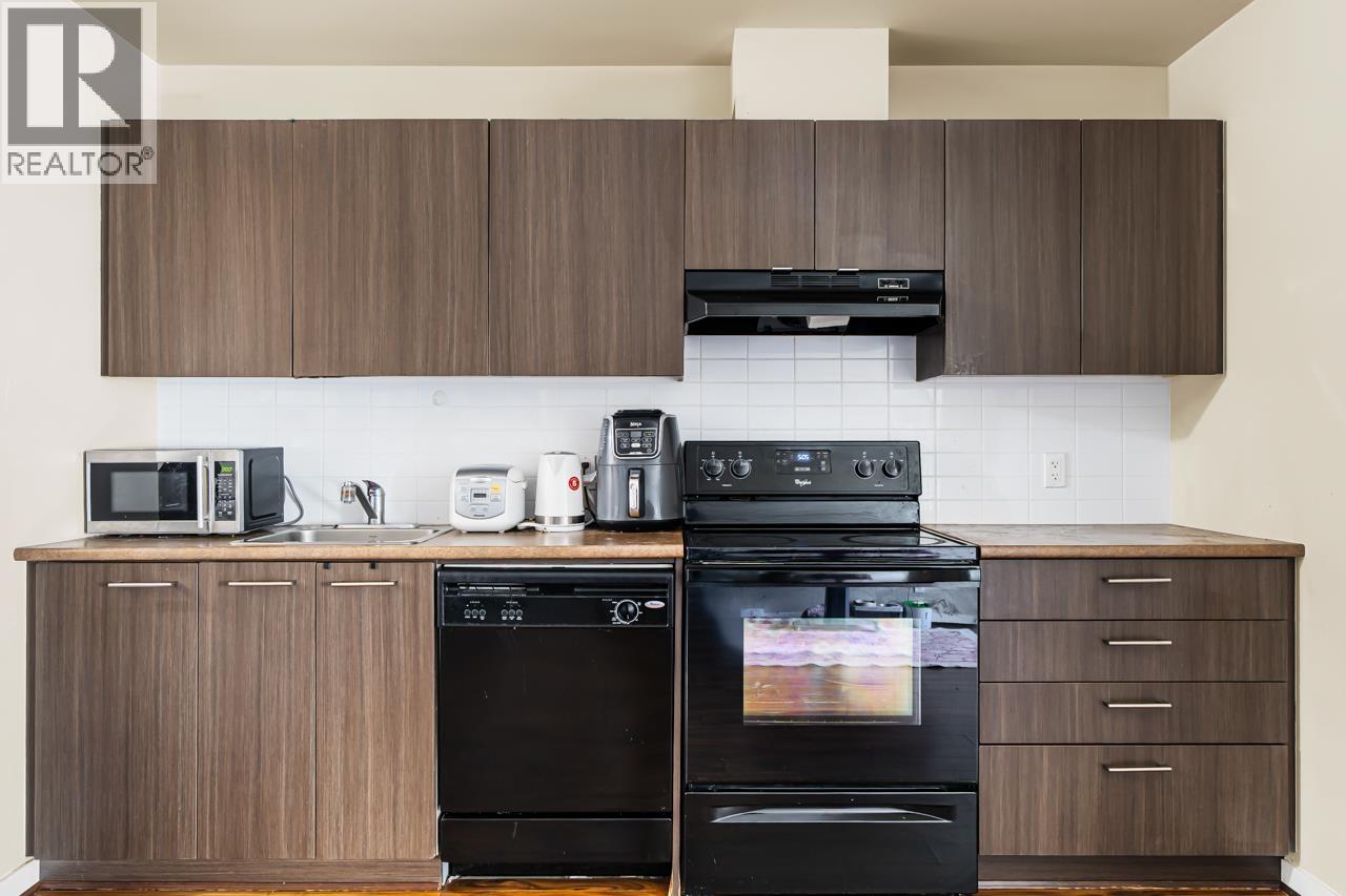 Photo 6 of 686 4133 Stolberg Street, Richmond BC