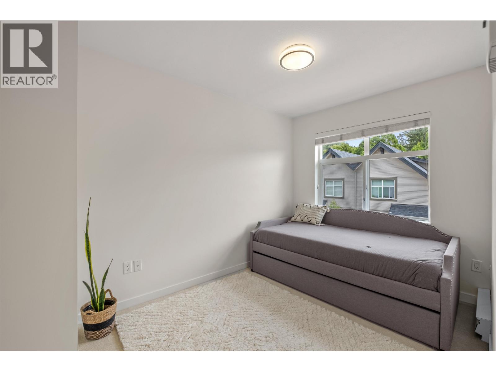 Photo 25 of 713 Premier Street, North Vancouver BC