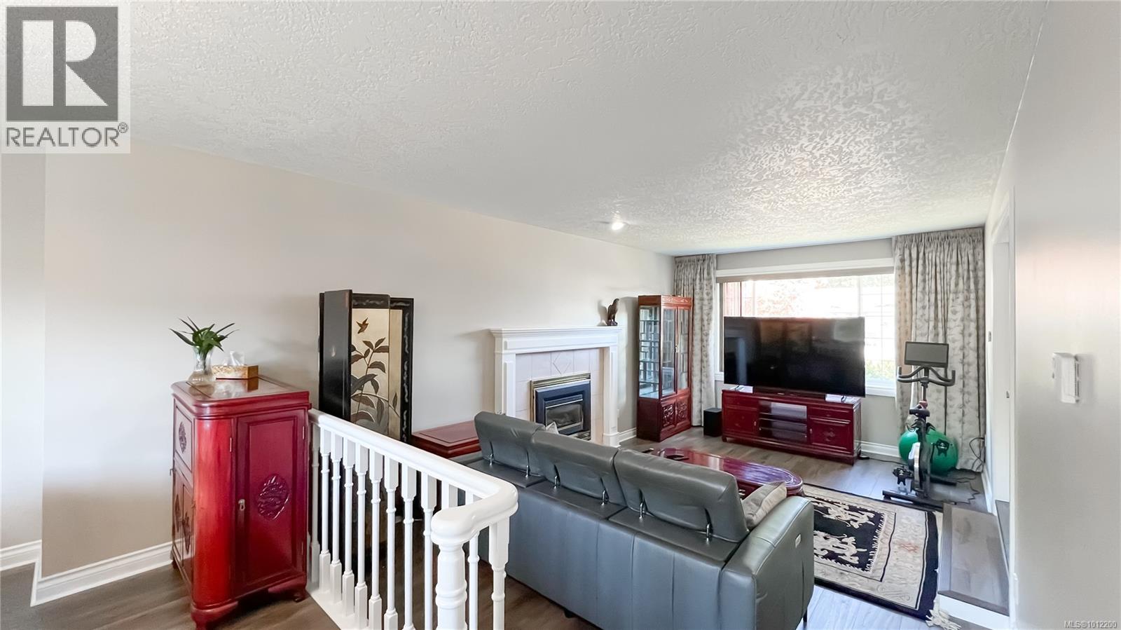 Photo 25 of 1016 Adeline Pl, Saanich BC