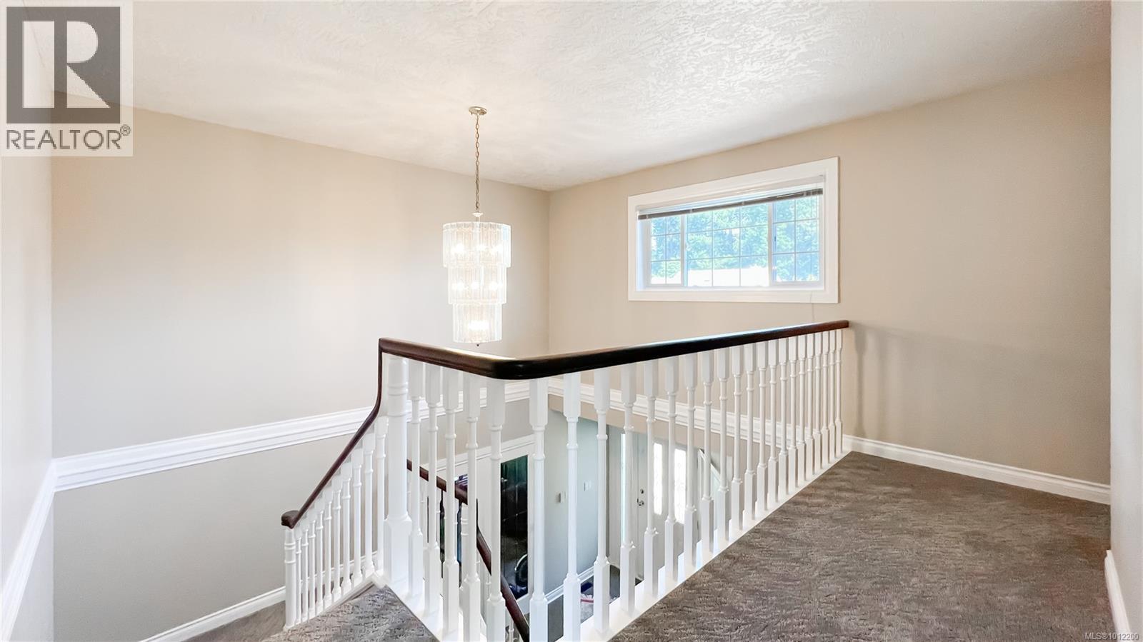 Photo 39 of 1016 Adeline Pl, Saanich BC