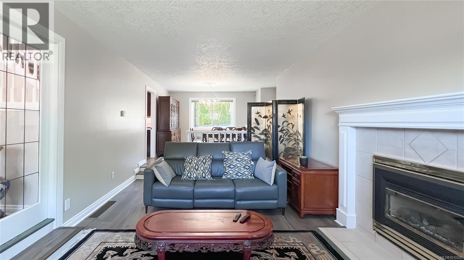 Photo 32 of 1016 Adeline Pl, Saanich BC