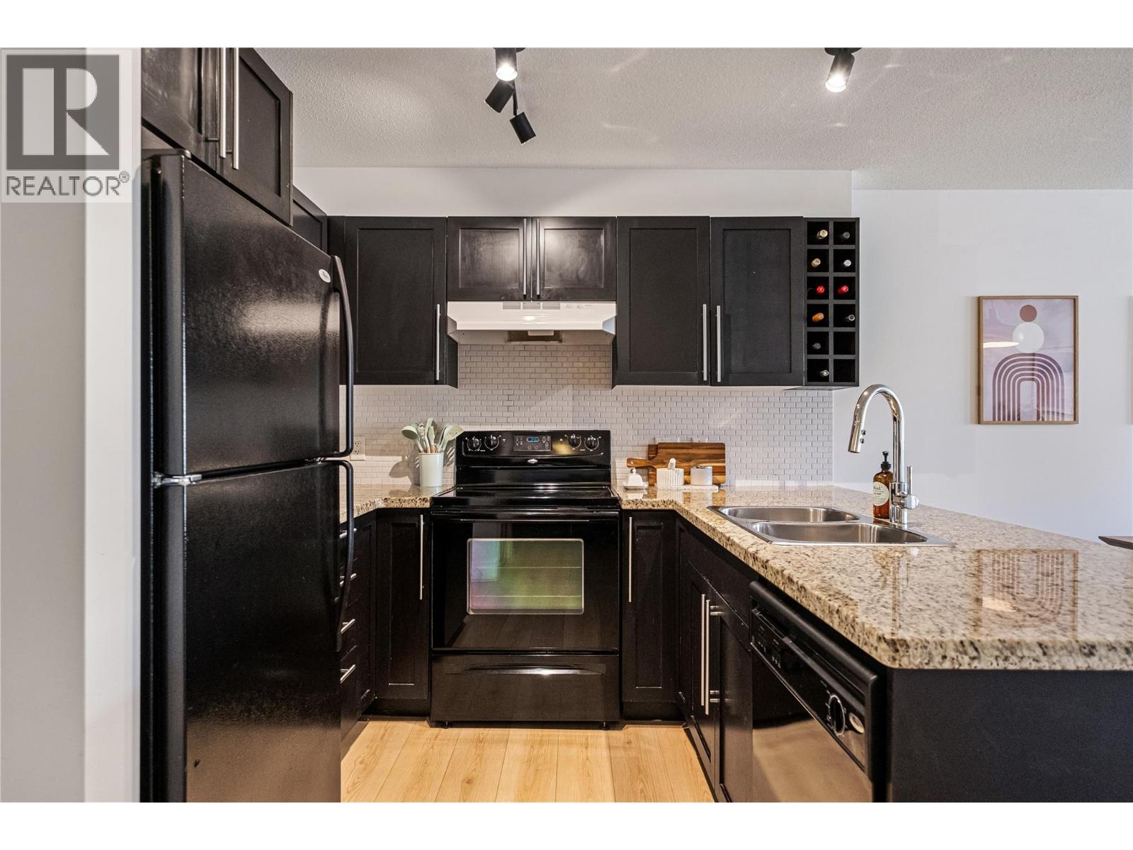 Photo 16 of 1093 Sunset Drive Unit 307, Kelowna BC