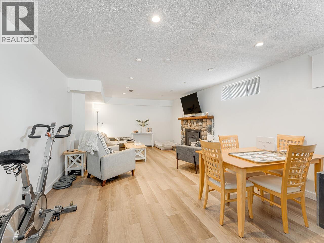 Photo 23 of 302 Blackman Street, New Westminster BC