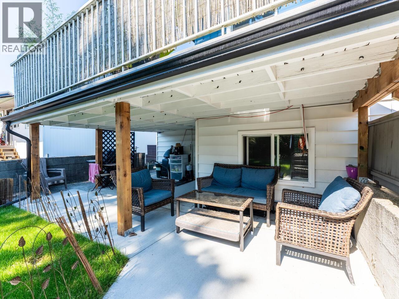 Photo 33 of 302 Blackman Street, New Westminster BC