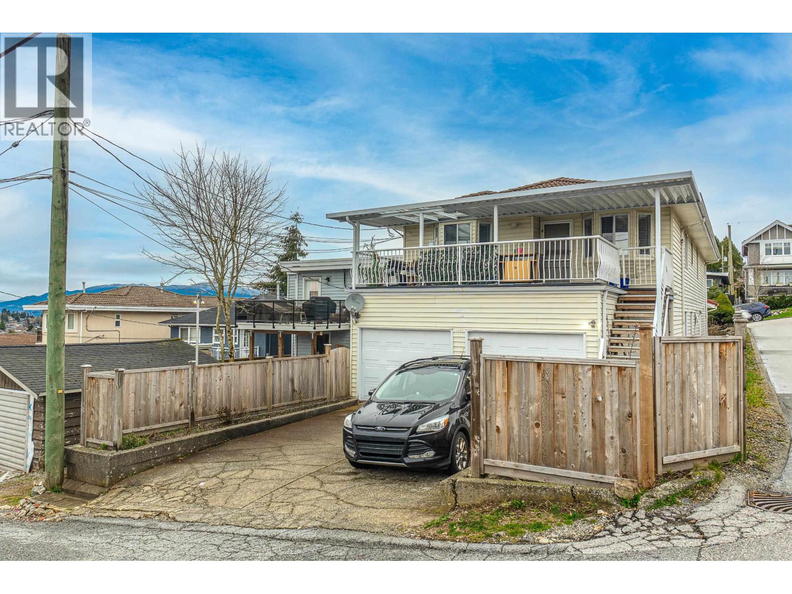 Photo 11 of 4838 Albert Street, Burnaby BC