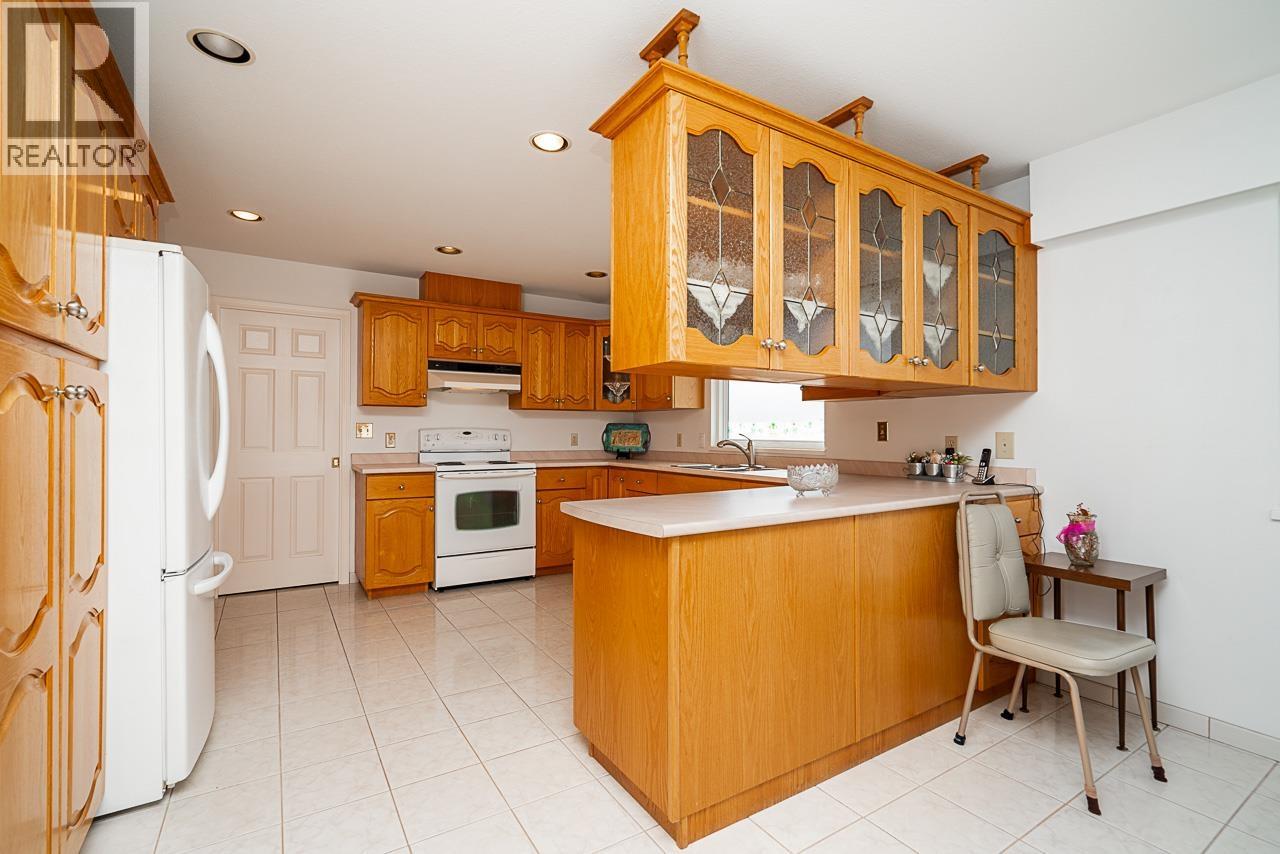 Photo 1 of 7823 Elwell Street, Burnaby BC