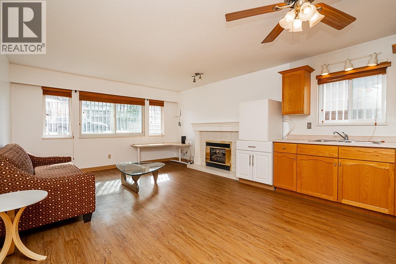 Photo 17 of 7823 Elwell Street, Burnaby BC