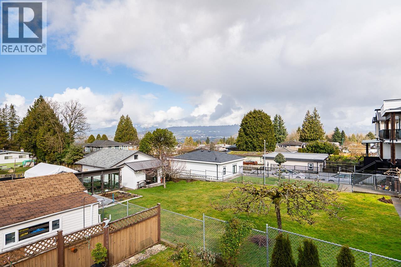 Photo 40 of 7823 Elwell Street, Burnaby BC